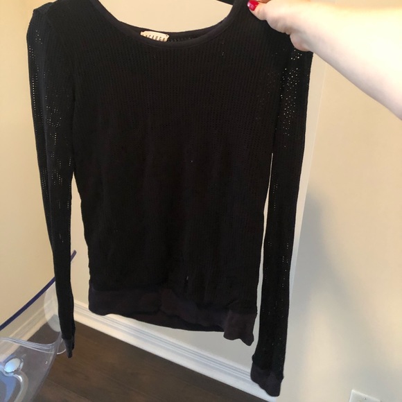 Long sleeve black top - Picture 1 of 2